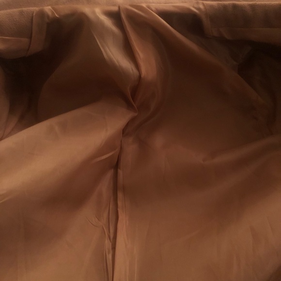 ⭐️⭐️⭐️ 5 for 10.  Beautiful Coat - Picture 5 of 5